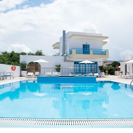 Kasapakis Hotel & Apartments ヘルソニソス エクステリア 写真