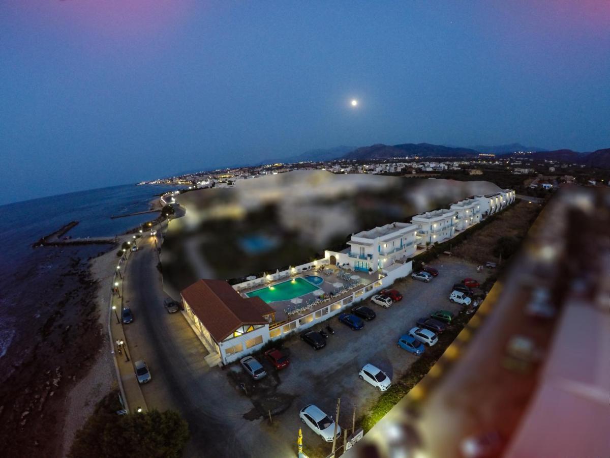 Kasapakis Hotel & Apartments ヘルソニソス エクステリア 写真