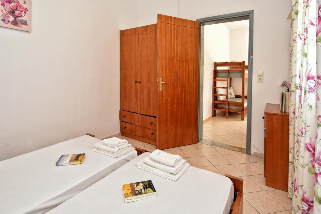 Kasapakis Hotel & Apartments ヘルソニソス エクステリア 写真